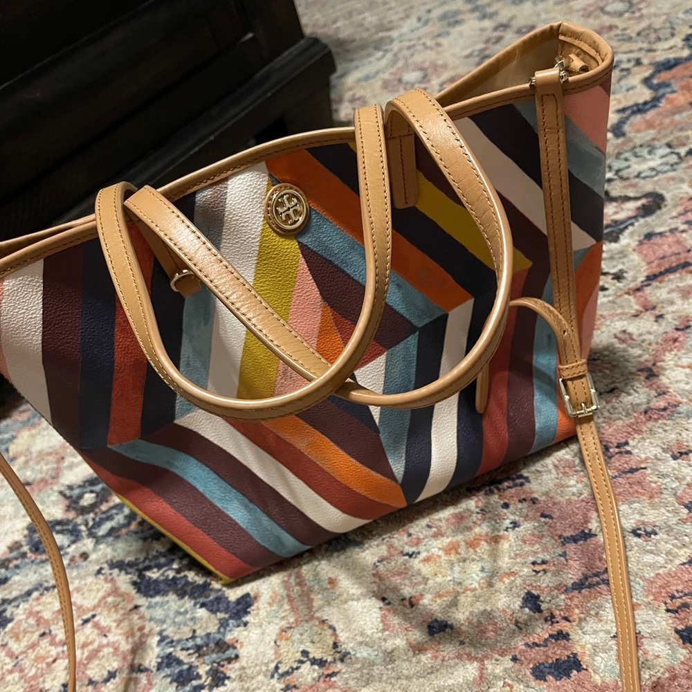 Tory Burch Kerrington square diamond tote